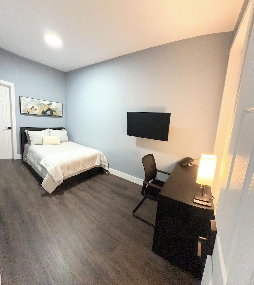 The Den Hotel photo 17