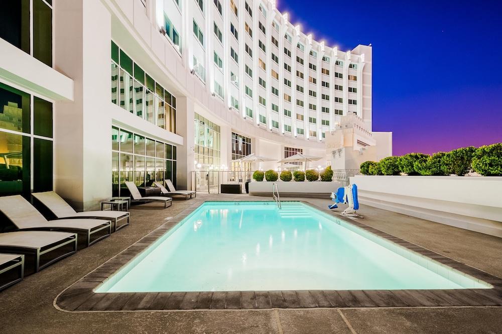 The Commerce Casino & Hotel photo 13