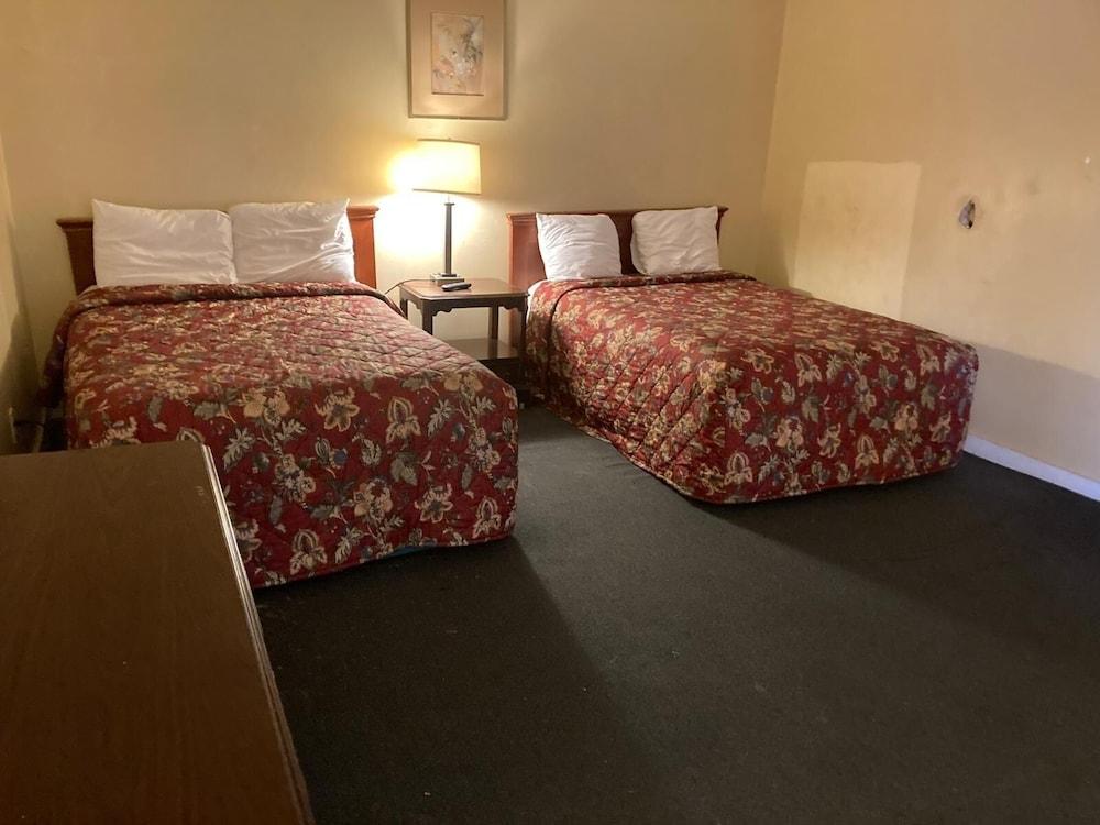 Skyline Motel By OYO Waynesboro US 250 photo 15