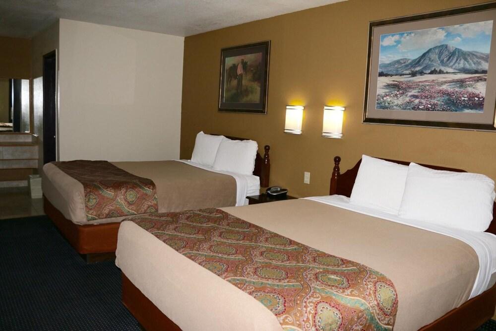 Budget Inn Barstow photo 13