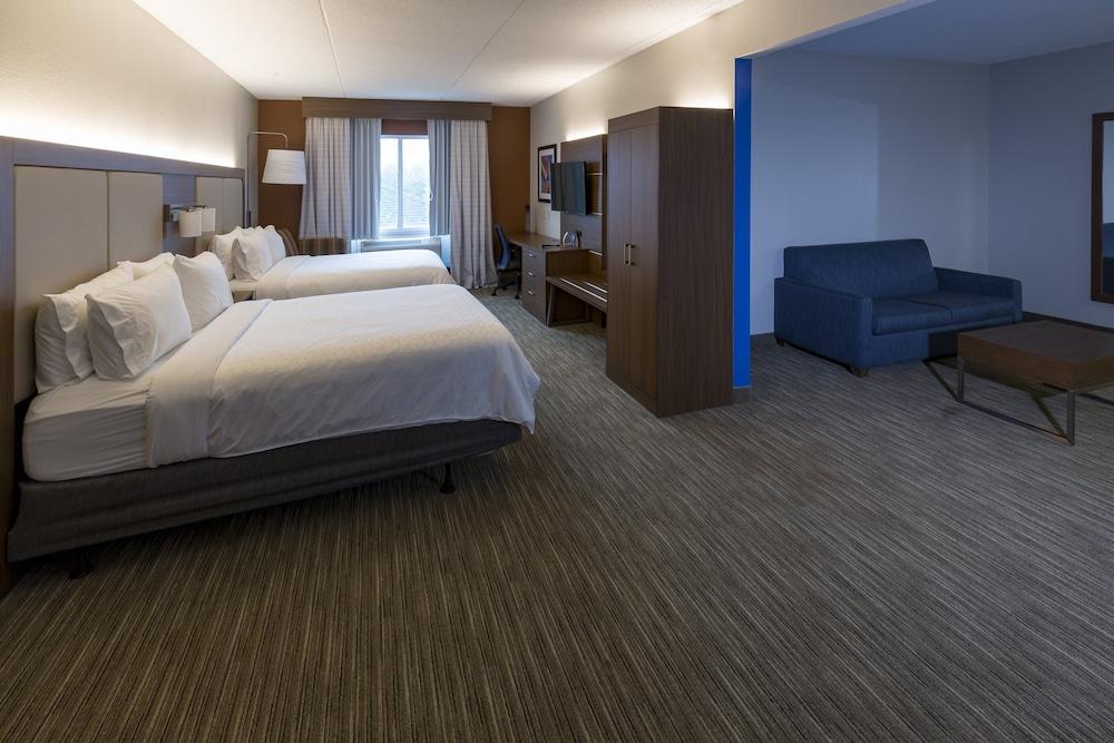 Holiday Inn Express Hotel & Suites Hillview by IHG photo 10