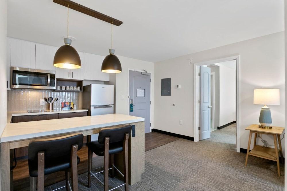 Staybridge Suites Charlotte – Tyvola by IHG photo 13