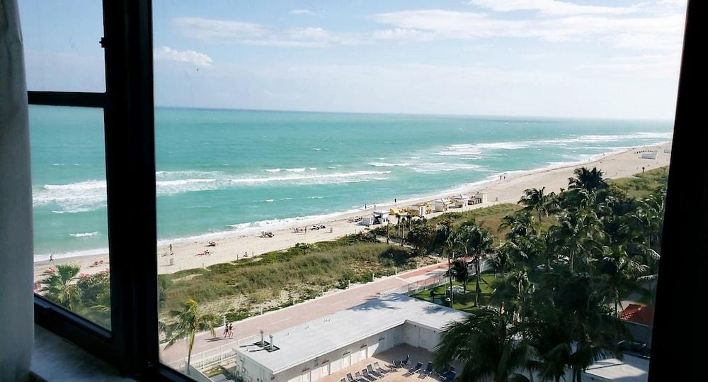 Casablanca Miami Beach photo 23
