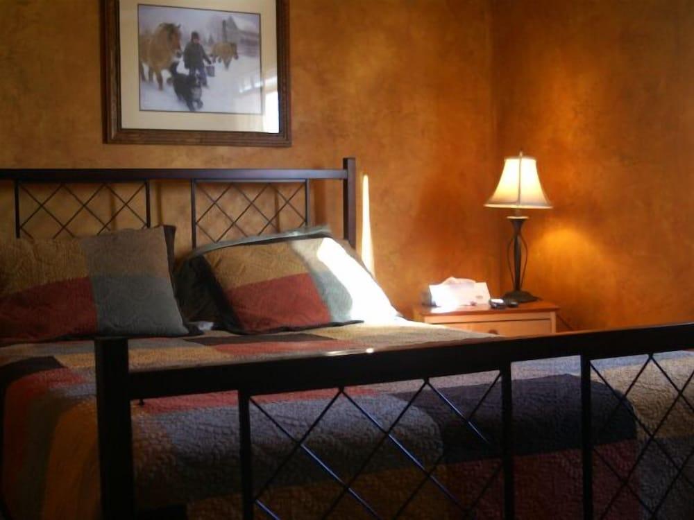 The Jay Village Inn photo 20