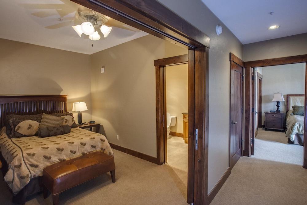 Crystal Peak Lodge, A Vail Resorts Property photo 30