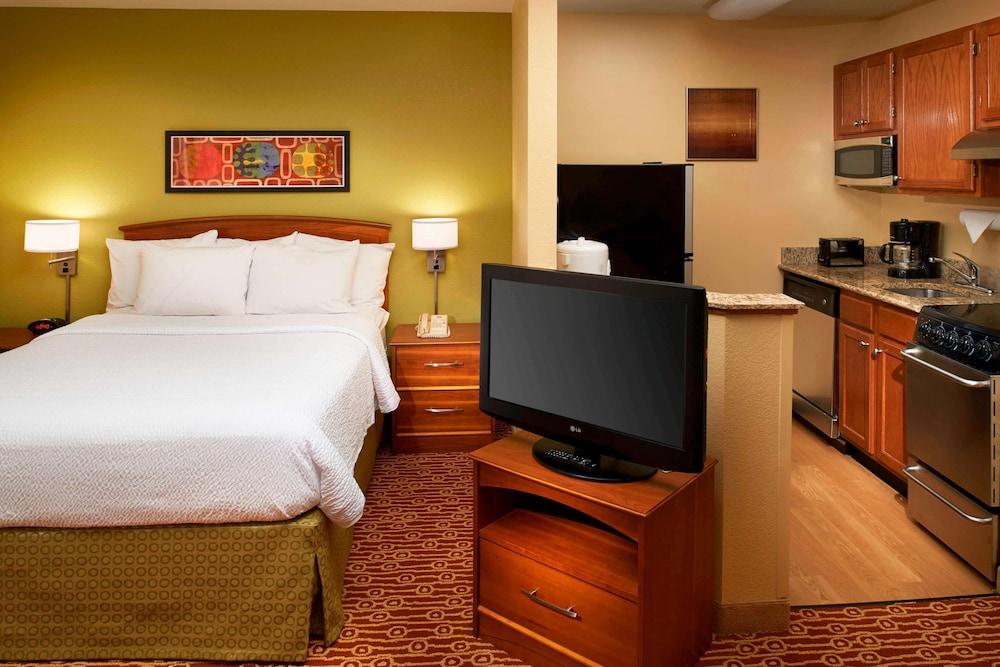 Sonesta Simply Suites Detroit Novi photo 4