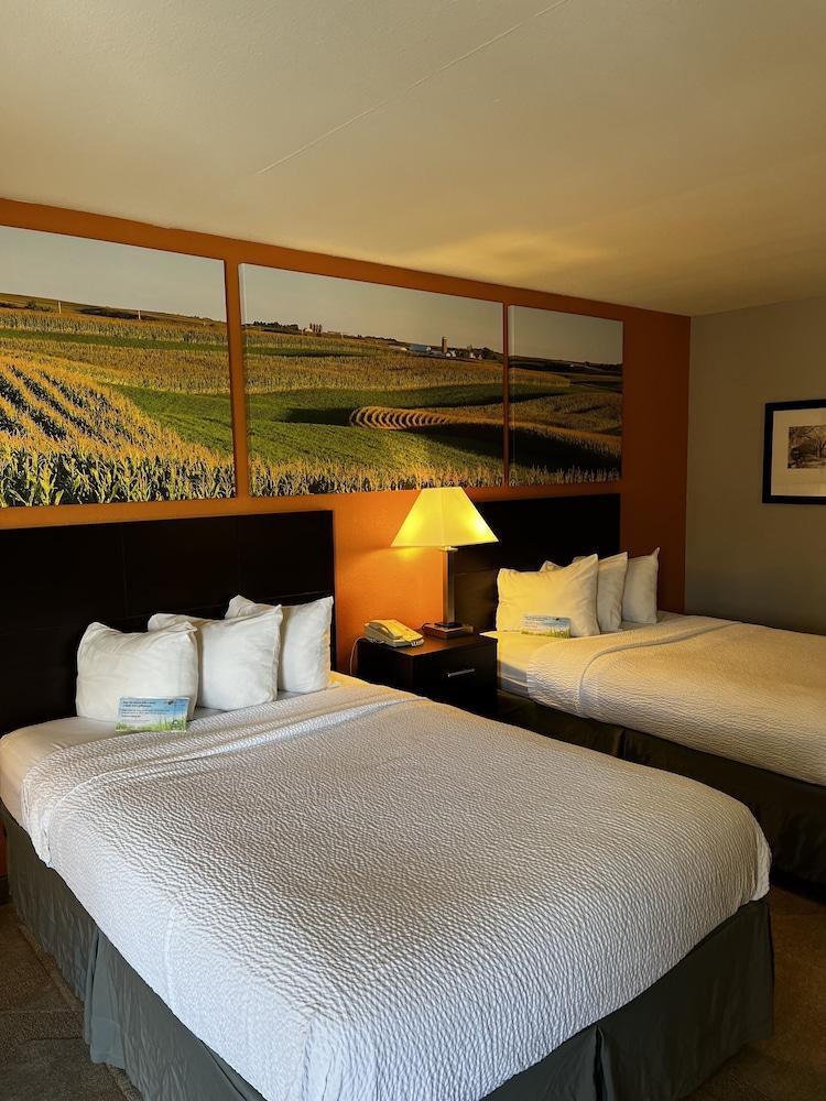 Days Inn by Wyndham Hays photo 10