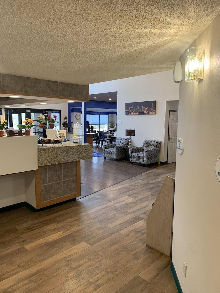 Baymont by Wyndham Limon photo 12