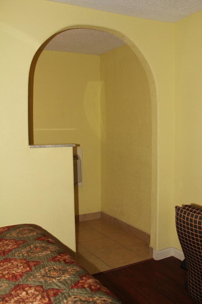 La Hacienda photo 15