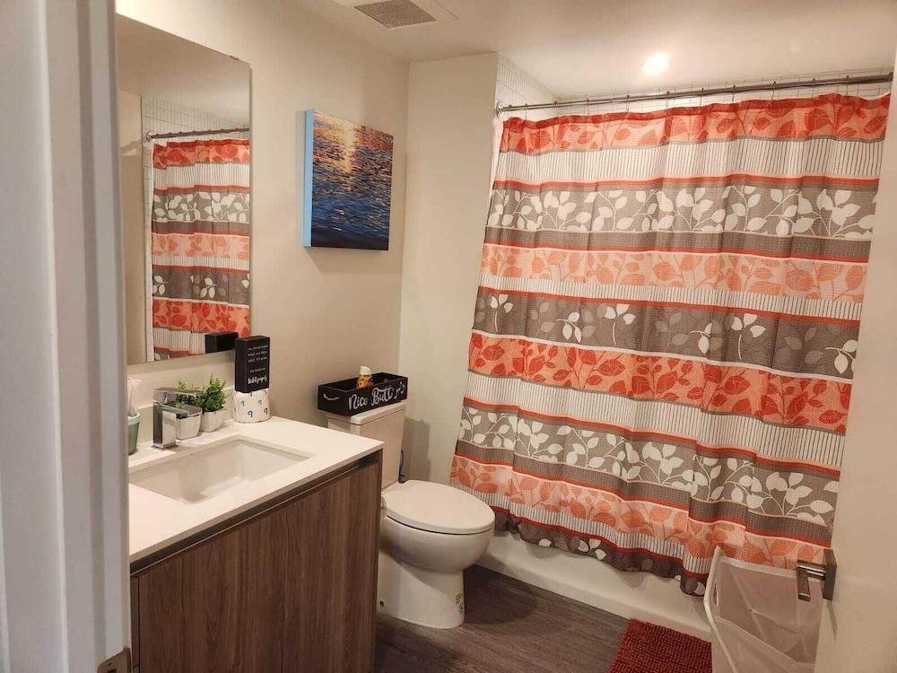 Urban Chic Apart-Hotels in Central LA photo 4