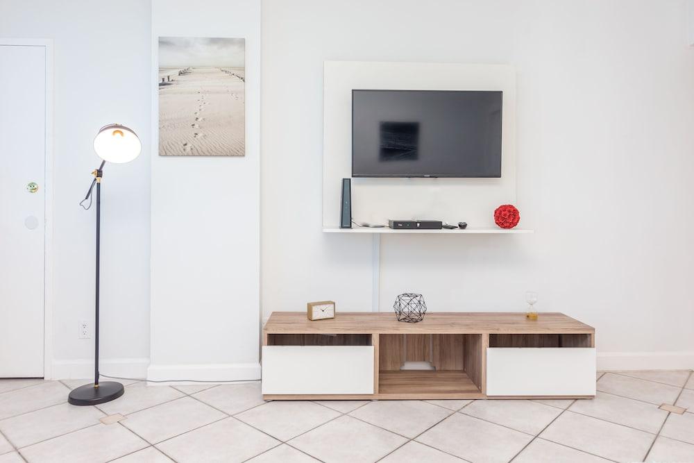 Girasole Apartments photo 13