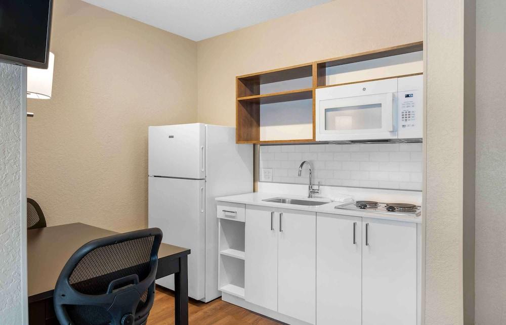 Extended Stay America Premier Suites Ft Lauderdale CypressCk photo 20
