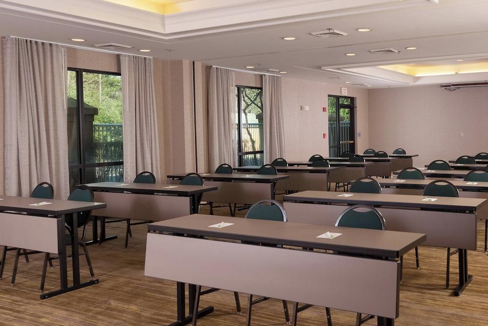 Courtyard Greenville-Spartanburg by Marriott photo 27