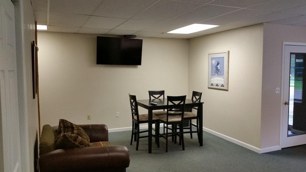 North Winds Lodge photo 2