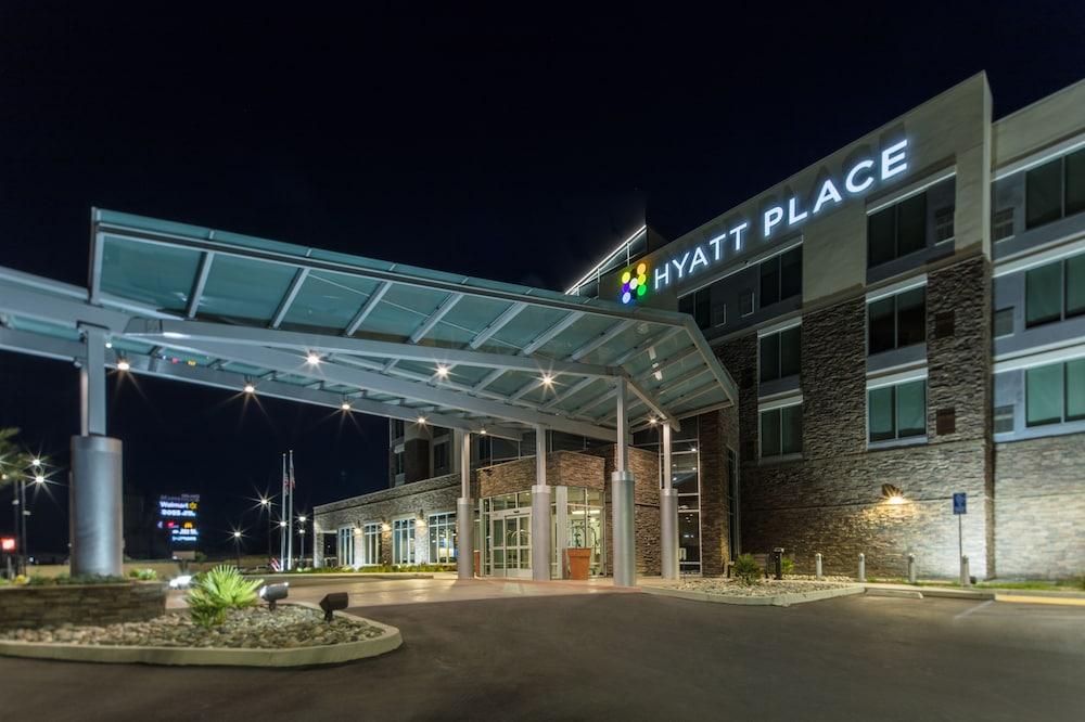 Hyatt Place Delano photo 46