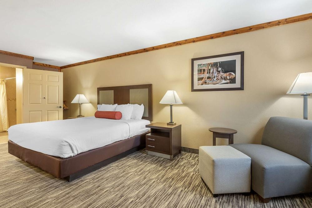 Best Western Windwood Inn & Suites photo 5