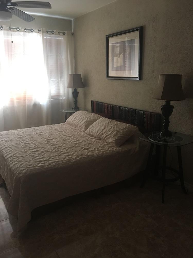 Capri Beach Hotel photo 53