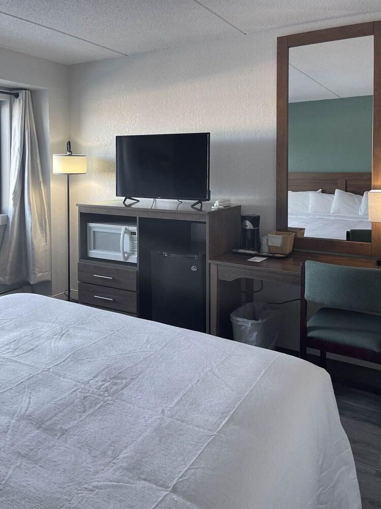 River Bend's Walleye Inn photo 2