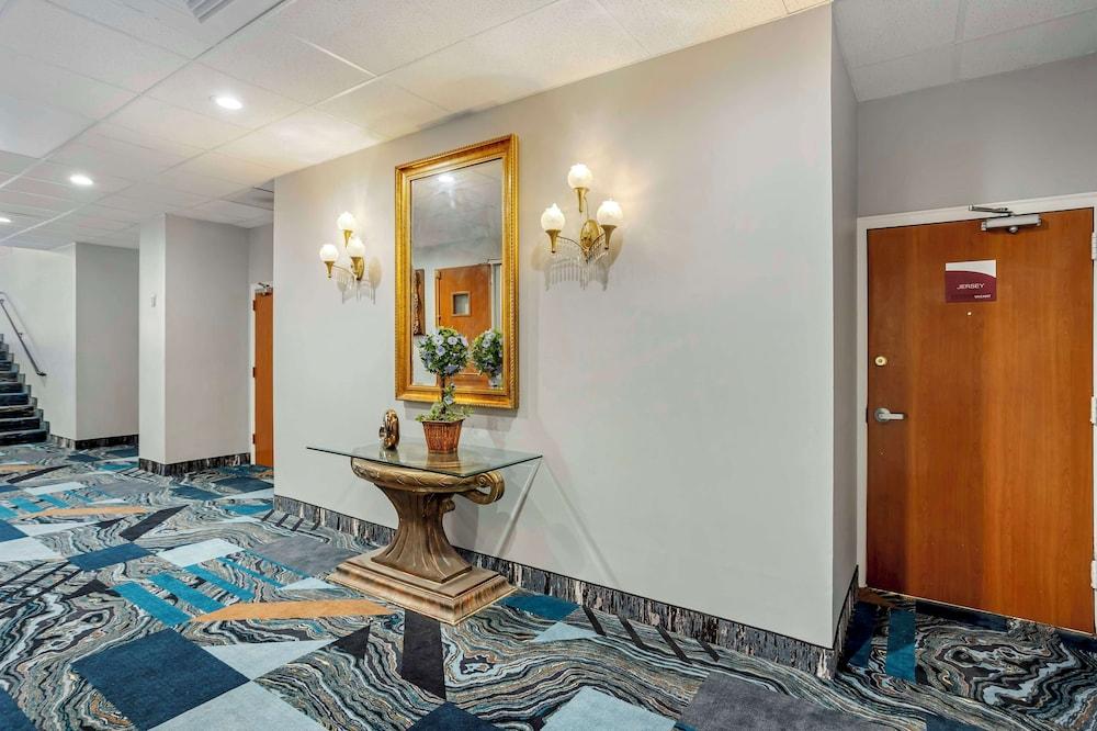 Best Western Rutgers University Hotel photo 17