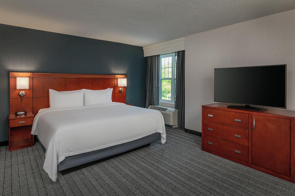 Courtyard by Marriott Hadley Amherst photo 11