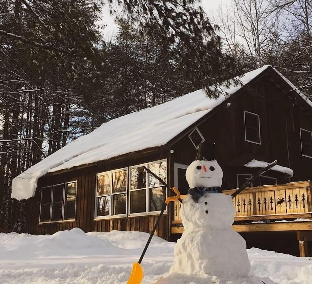 Upscale Hostel by Lake George & Gore Mtn photo 18