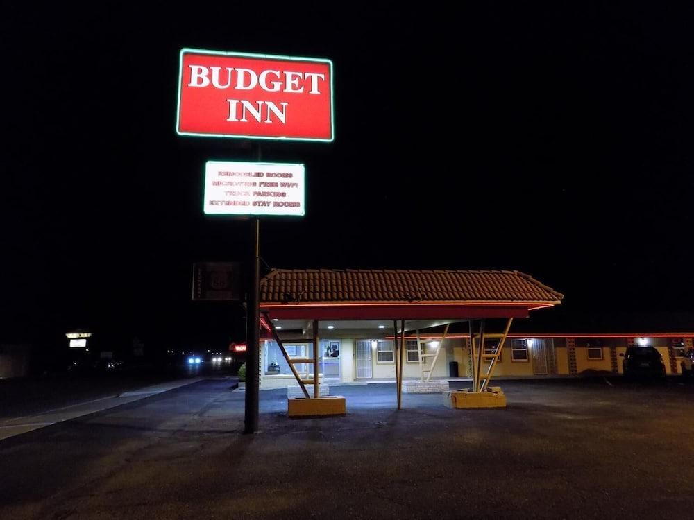 Budget Inn photo 14