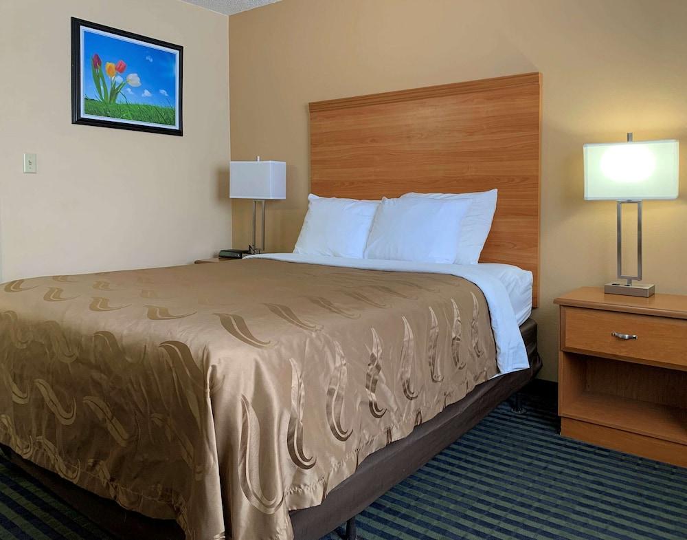 Quality Inn Ottawa near Starved Rock State Park photo 40