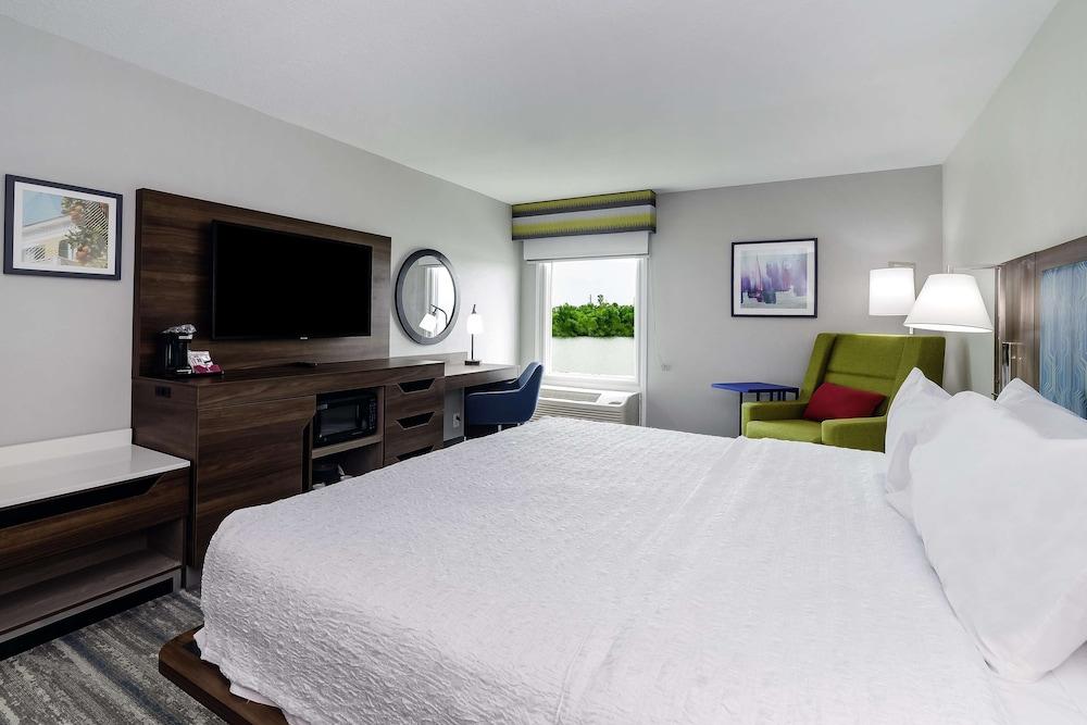 Holiday Inn Express & Suites Port Charlotte by IHG photo 56