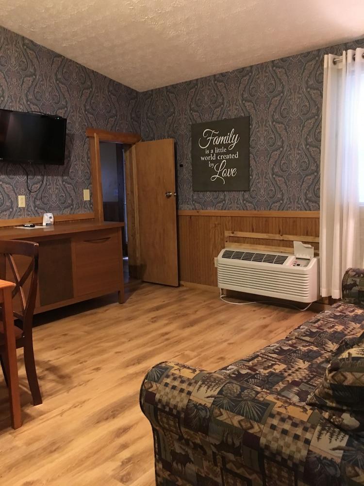 Smoky View Cottages & RV Resorts photo 14