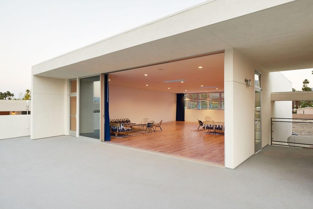 Ace Hotel and Swim Club photo 55