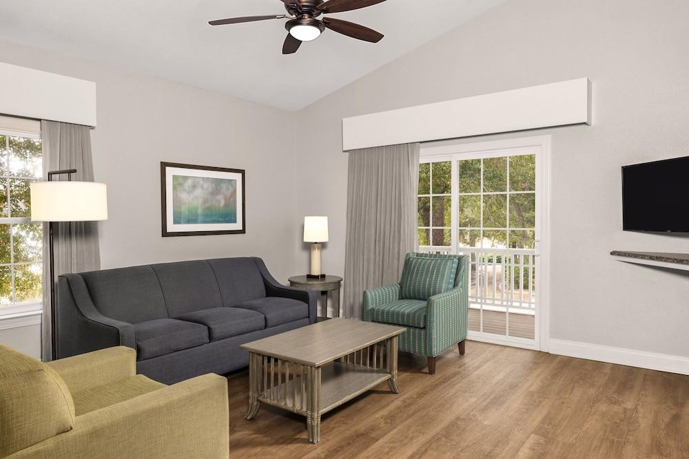 Club Wyndham at the Cottages photo 10