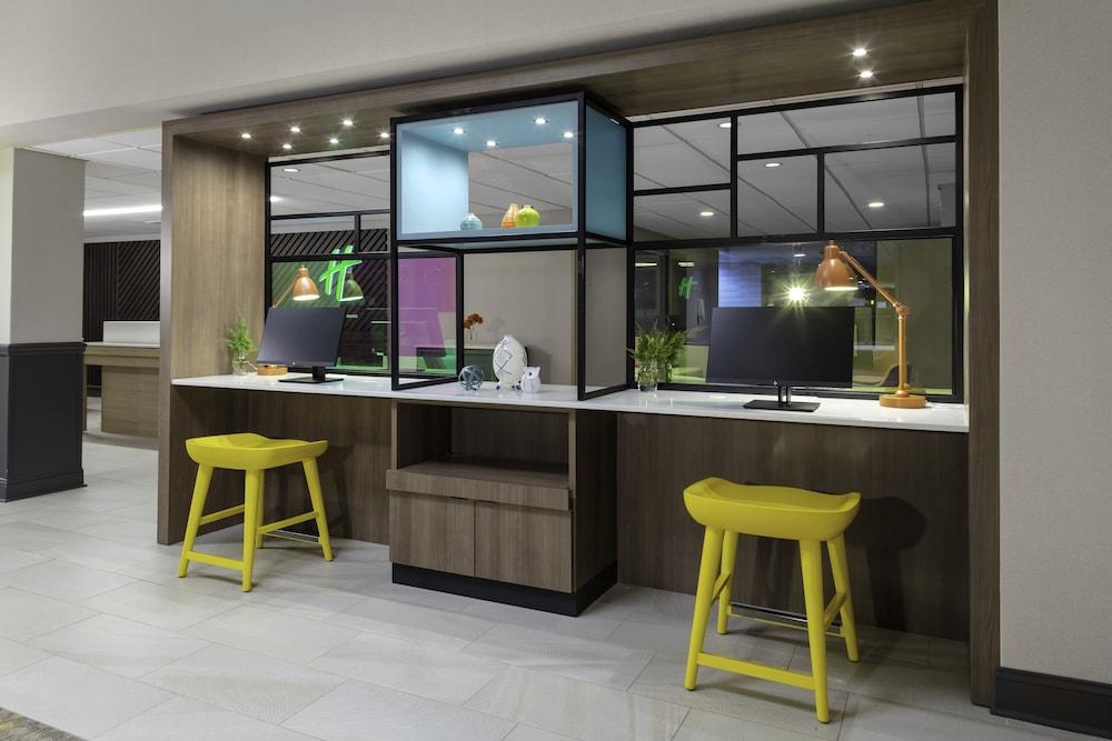 Holiday Inn Hotel & Suites Boston - Peabody by IHG photo 14