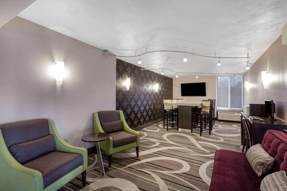 La Quinta Inn by Wyndham Binghamton - Johnson City photo 4
