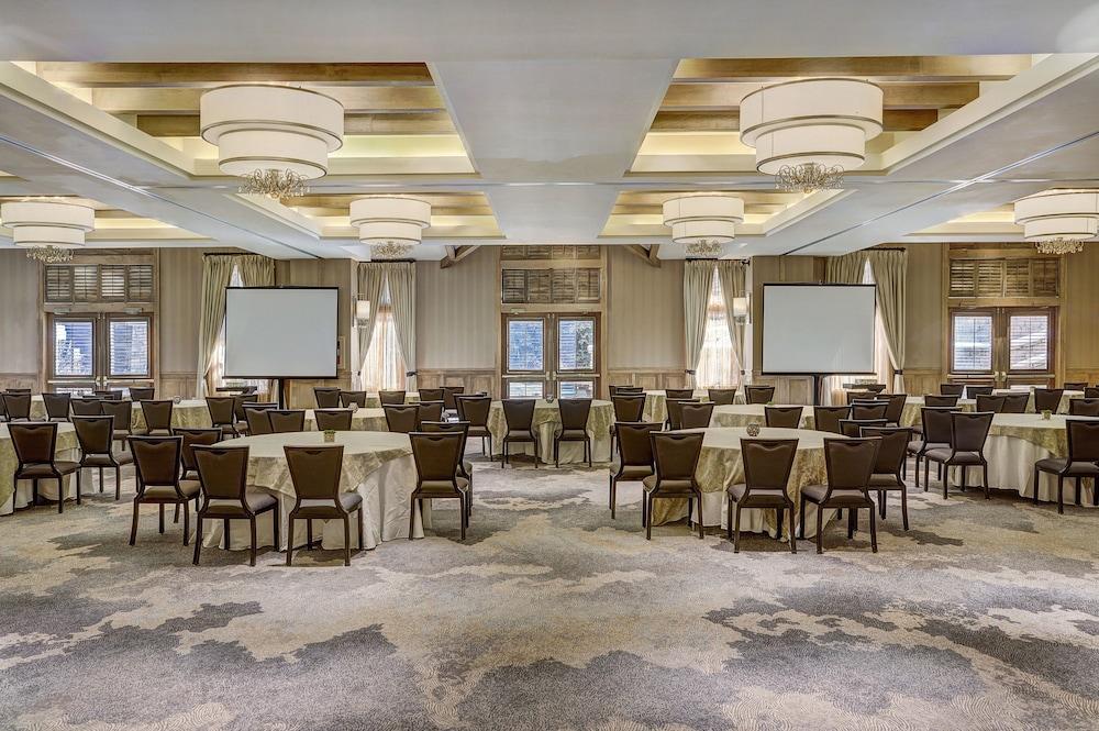 The Lodge at Vail, a RockResort by Vail Resorts photo 16