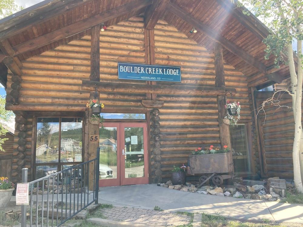 The Boulder Creek Lodge photo 1
