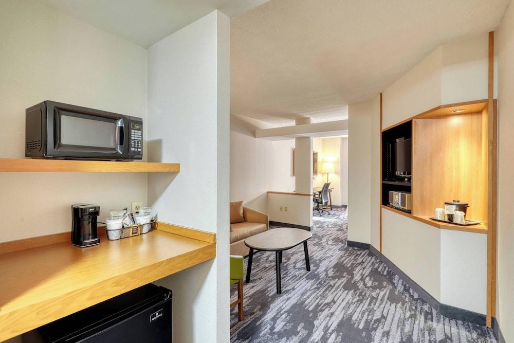 Fairfield Inn & Suites by Marriott Woodbridge photo 12