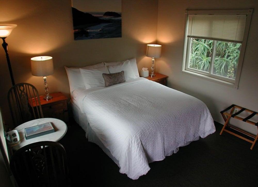 Lucia Lodge photo 2