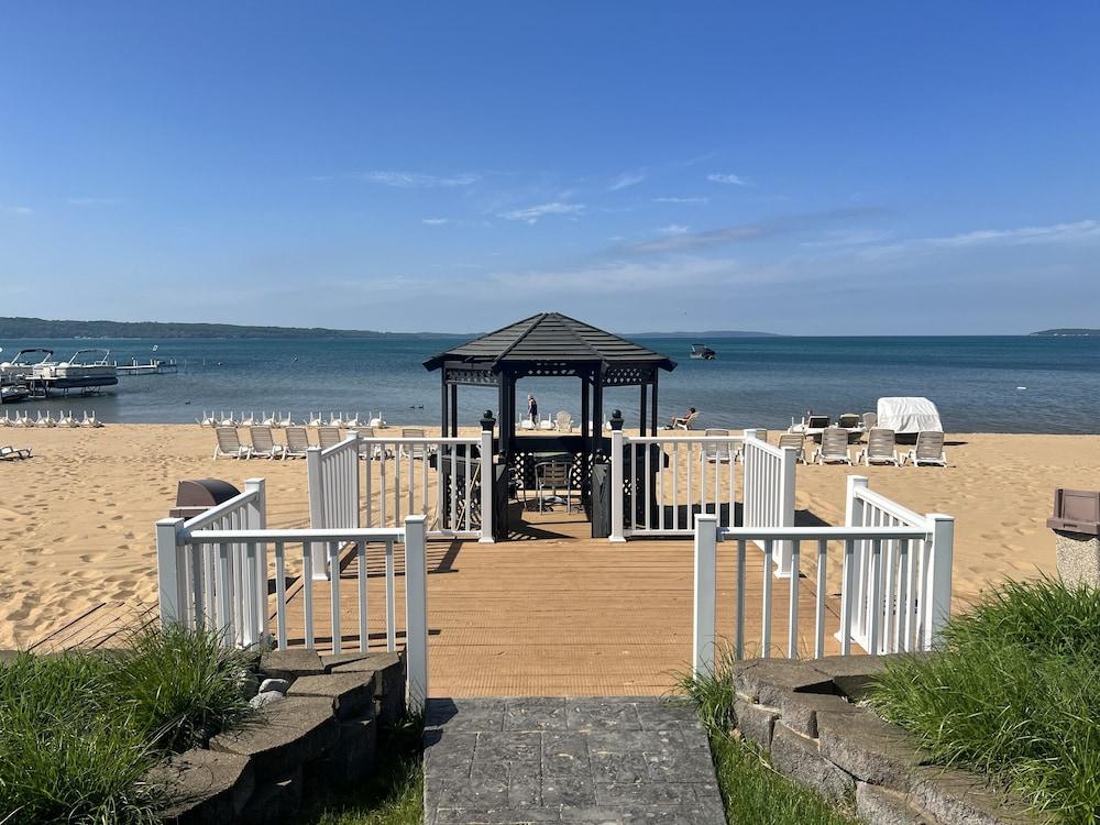 The Beach Haus Resort photo 7