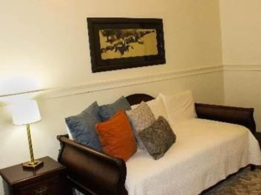 Prince Solms Inn photo 10
