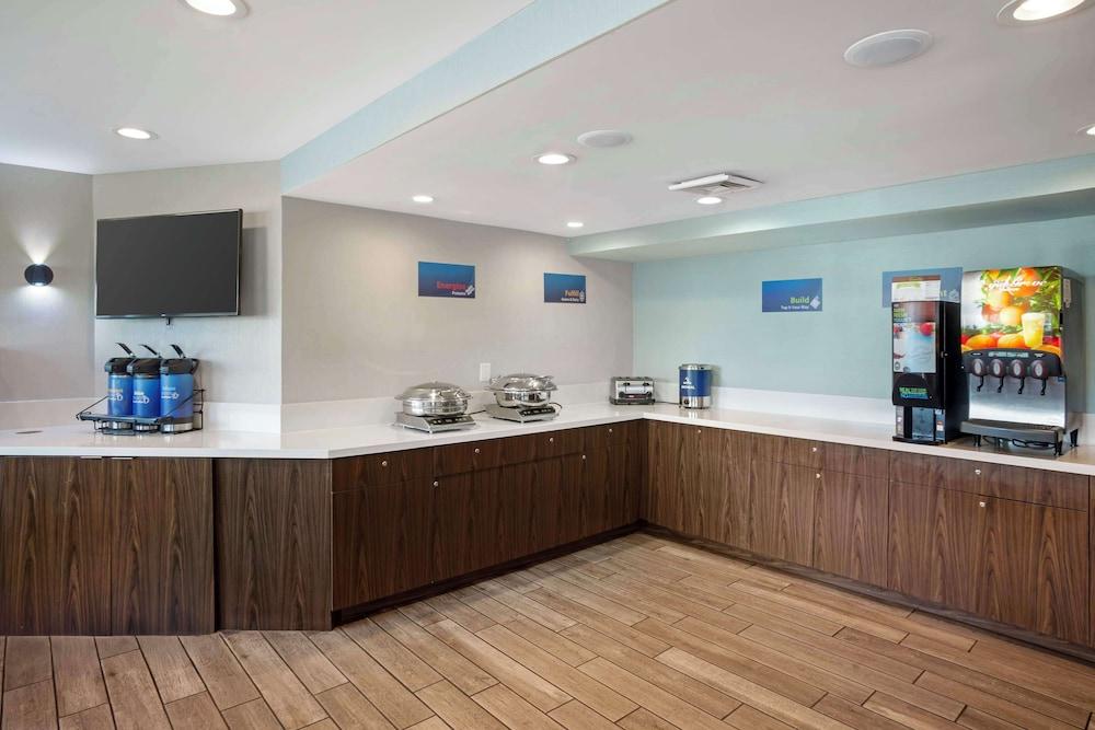 Best Western Shadow Inn photo 34