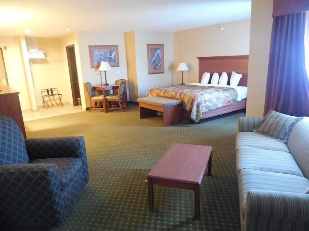 Blue Mountain Inn And Suites photo 7