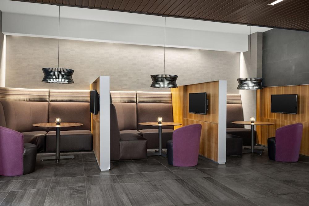 Courtyard by Marriott Omaha East/Council Bluffs, IA photo 43