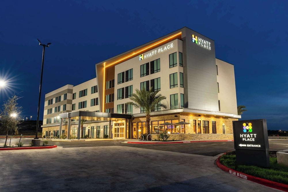 Hyatt Place Eagle Pass photo 37