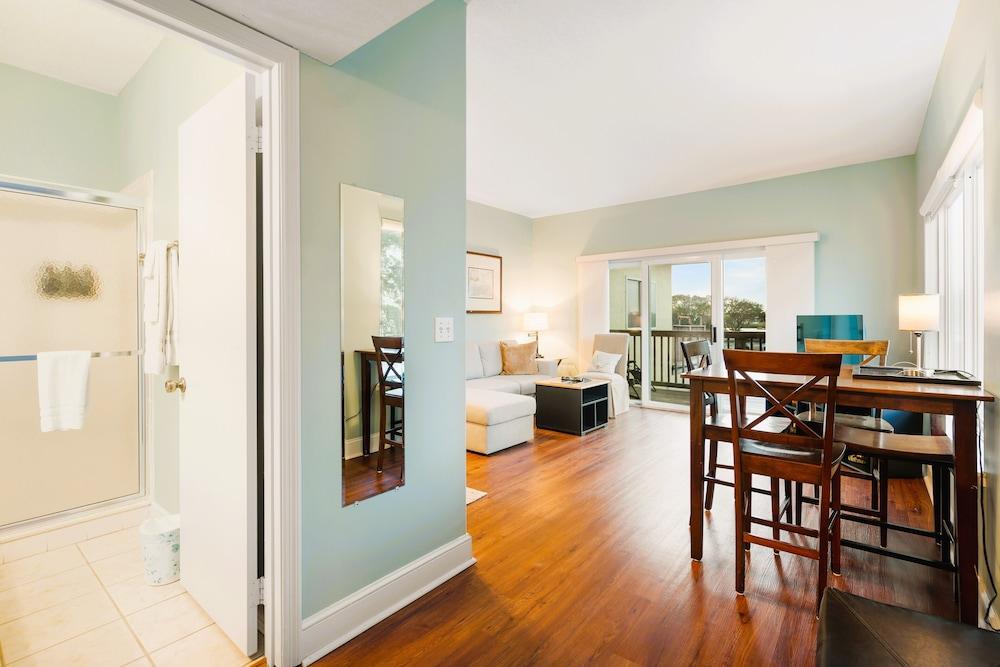 Inn at Camachee Harbor by Coolvacay photo 88