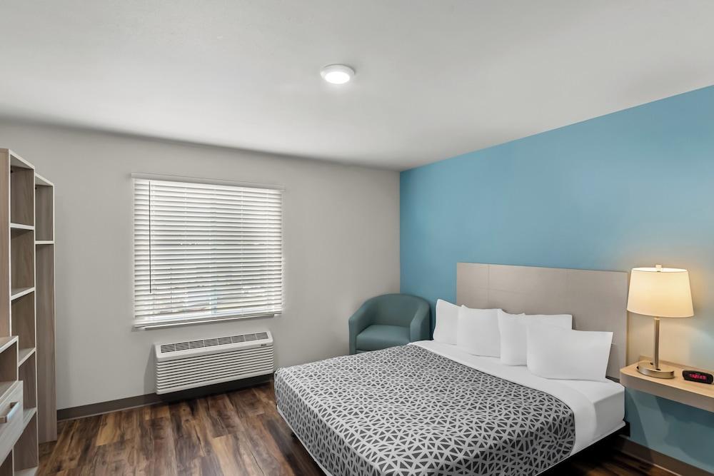 Woodspring Suites Anderson North I-85 photo 12