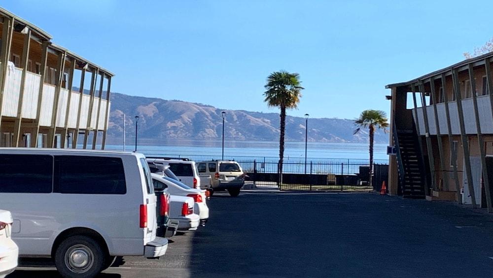 Anchorage Inn Lakeport photo 2
