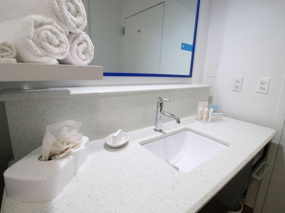 Hampton Inn St. Augustine-I-95 photo 30