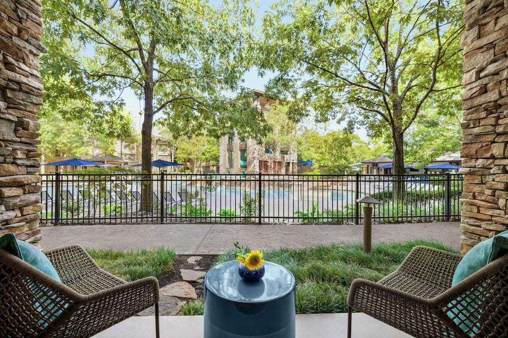 The Woodlands Resort, Curio Collection by Hilton photo 3