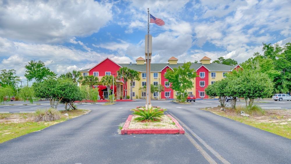 Wildwood Inn photo 81
