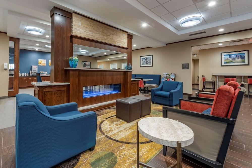 Comfort Inn & Suites Pittsburgh South photo 3